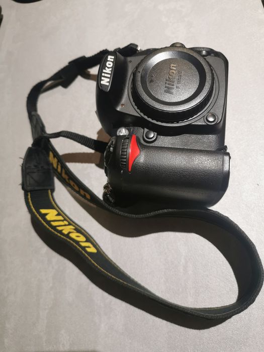 Nikon D7000 body + oryginalna bateria + ładowarka