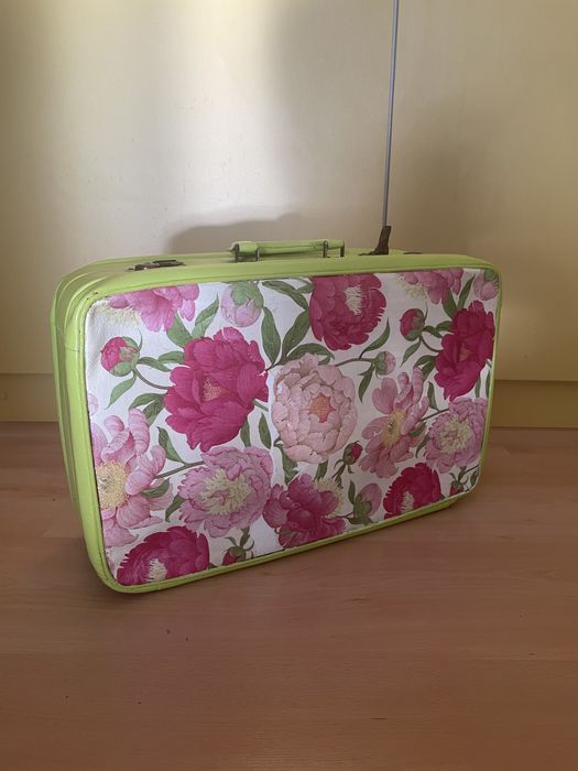 Walizka w stylu retro