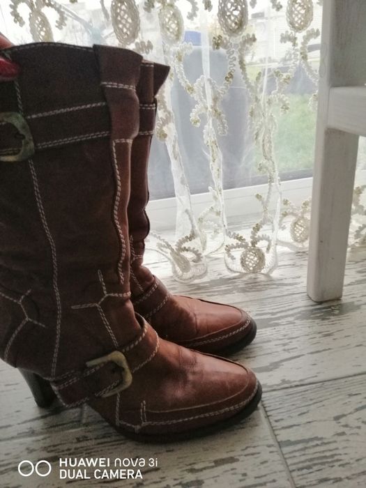 Жіночі зимові чобітки