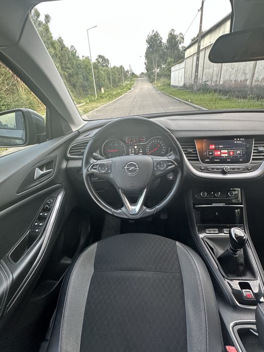 Opel Grandland X 2019