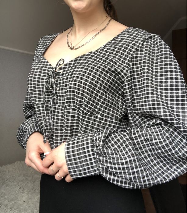 Вишукана блуза