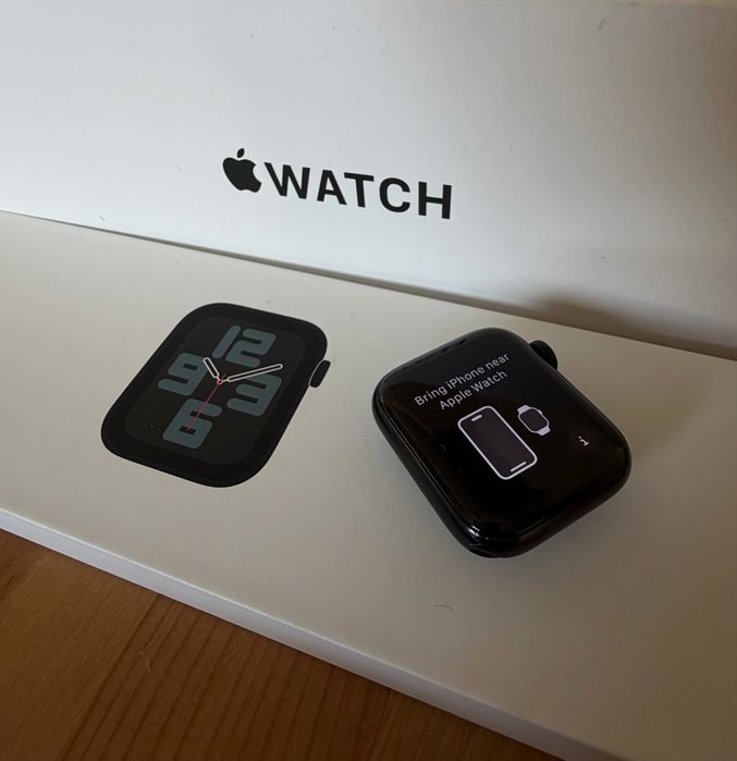 Apple Watch SE (2ª Geração) 40mm GPS+Cellular