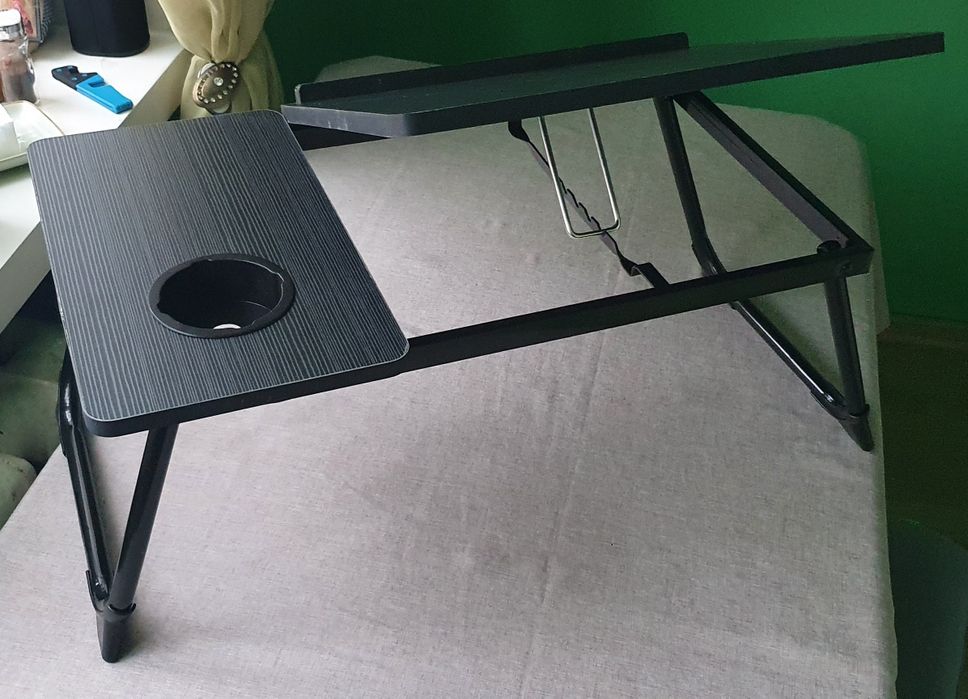 Столик, підставка для ноутбука