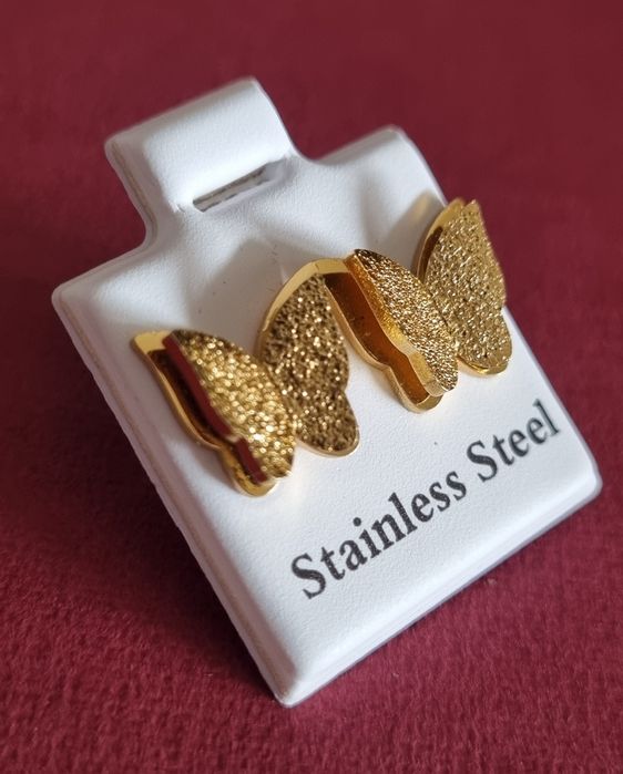 Brinquinhos borboletas douradas 3D, em aço.
