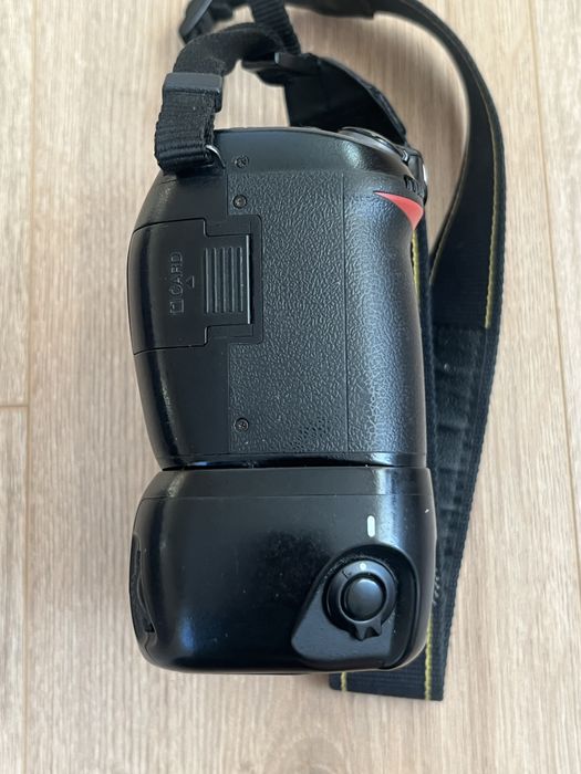 Фотоапарат Nikon D80 body