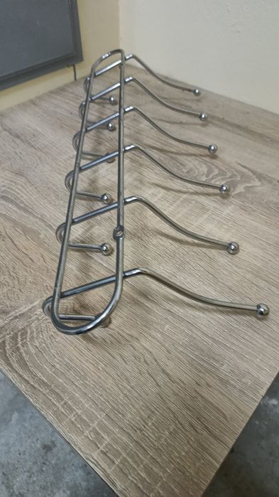 Metalowe wieszaki