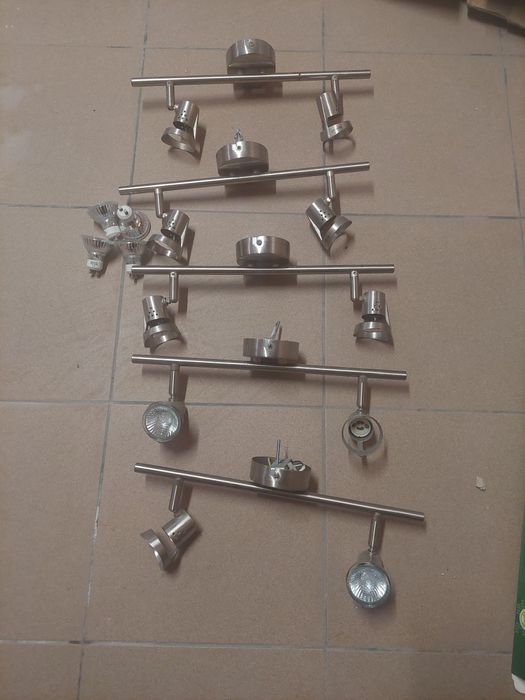 Candeeiro de teto orientável