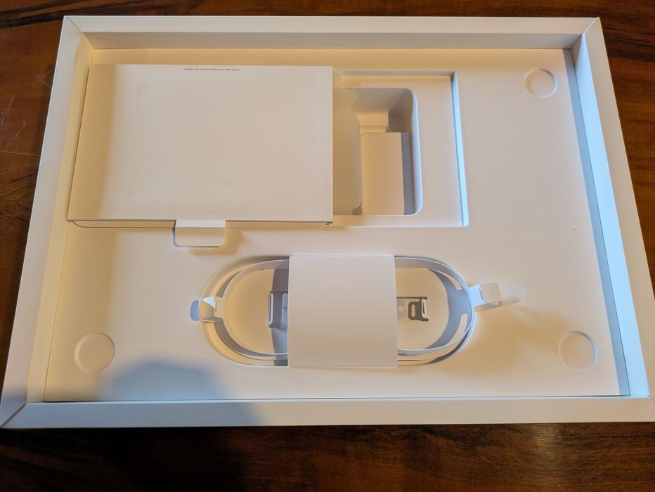 Apple MacBook Pro M1 Pro 16", 16GB RAM, 512GB SSD