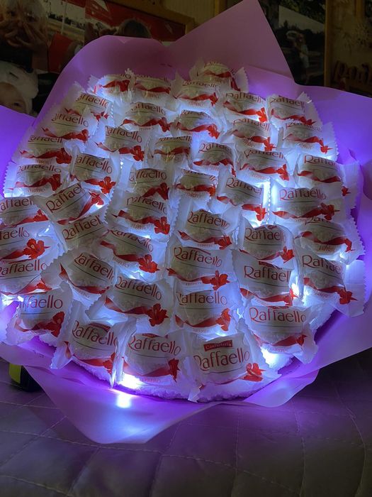 Букет з метеликами, сердечками, мішками, рафаелло 35 видів метеликів