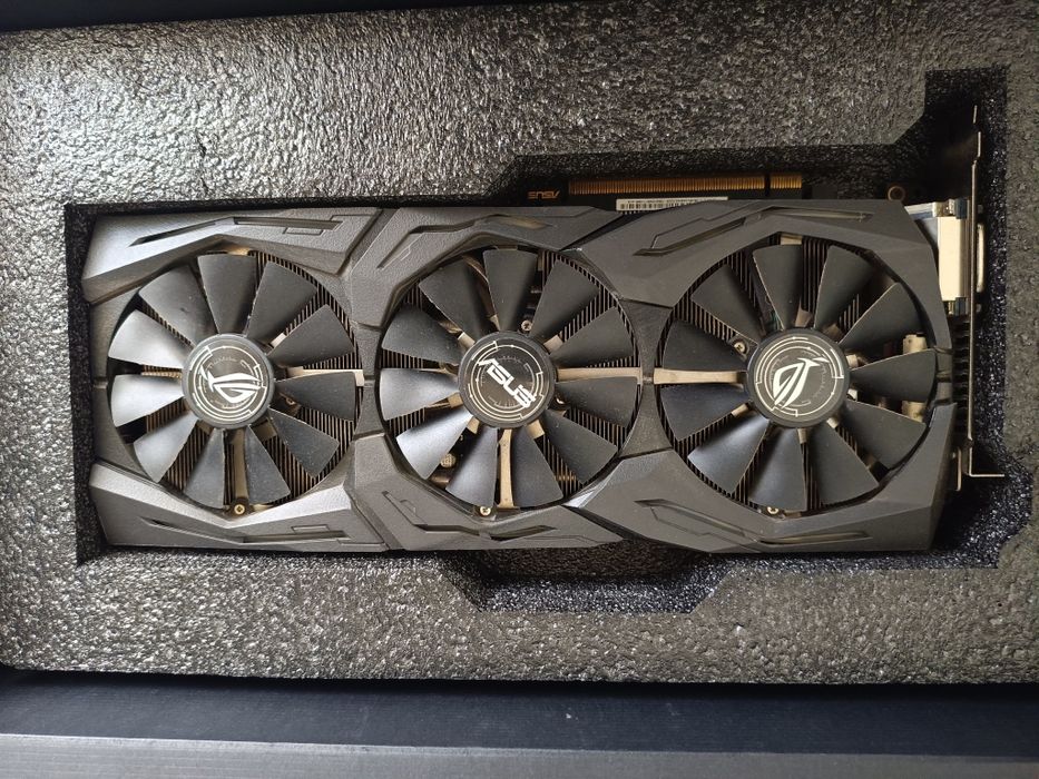 Asus strix GTX1080 8GB