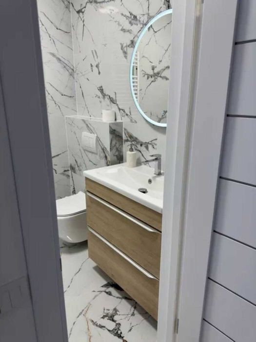 Оренда 2-кімнатної квартири 60 м² , вул Залізнична , 800  $