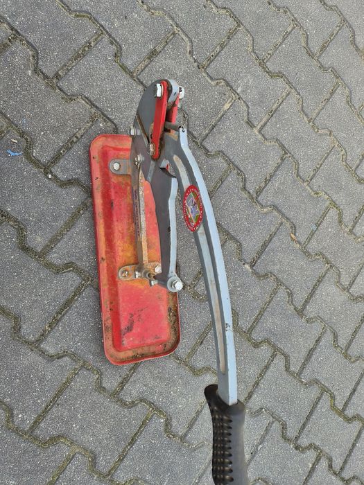 Gilotyna  do cięcia dachówki