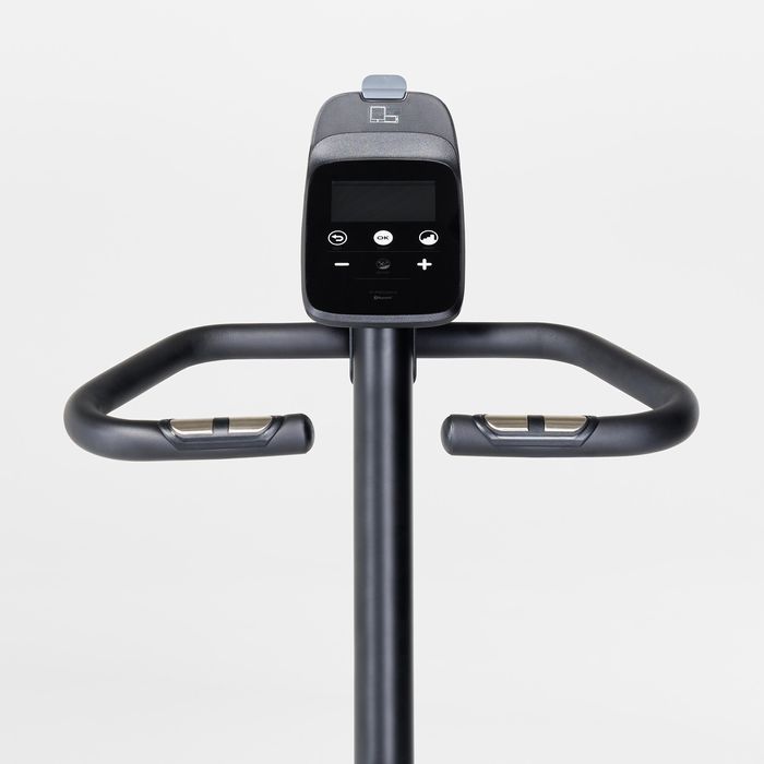 Bicicleta estática com resistência motorizada, EB140 B, garantia