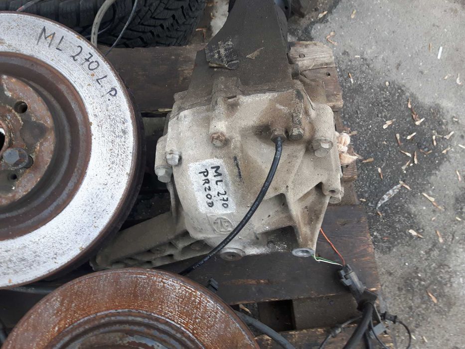 Mercedes ML 270 02 r skrzynia automatyczna- reduktor napędu przód