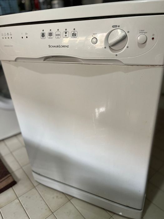 Máquina de lavar louça