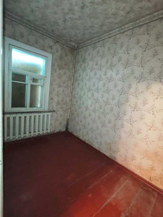 Продам будинок у селищі Коротич.