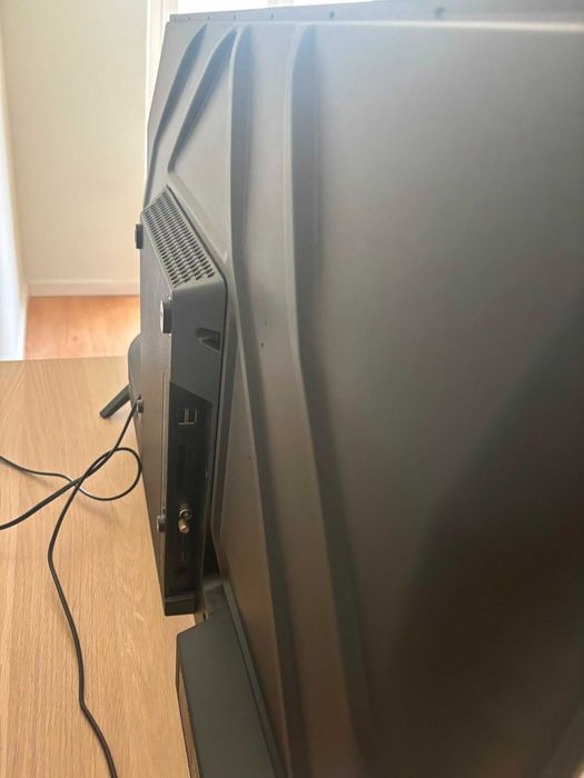 Televisão Hisense Smart TV 40 Polegadas