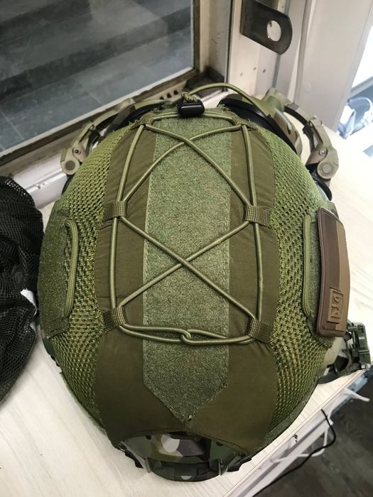 Каска,шолом війсковий Германия с  навушниками