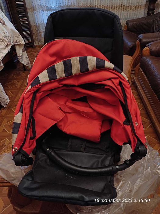 Продам коляску дитячу 3 в 1 Lonex Speedy Ecco червоного кольору