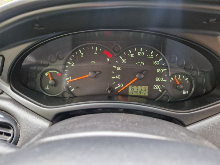 Ford Focus 1.8 diesel 2002r*niski przebieg *