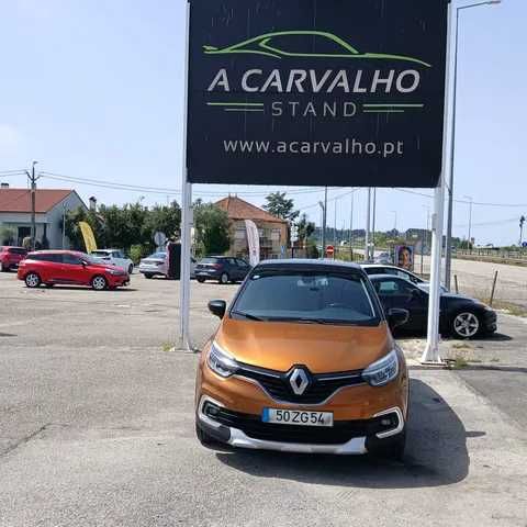 No Stand ACarvalho, apresentamos este Renault Captur 2019 com 105986 km, motor Gasolina  de 90 cv e caixa Manual de 5 velocidades.