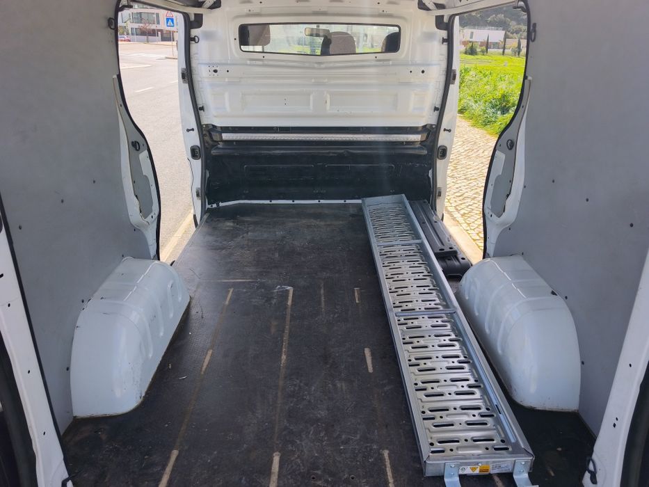 renault trafic L1H1 2016 IVA DEDUTÍVEL