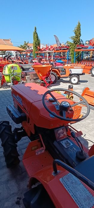 Hinomoto c174 4x4