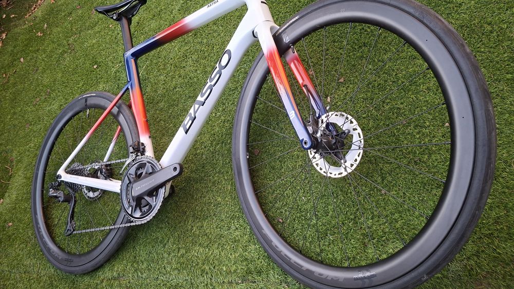 Bicicleta Basso Astra – Shimano Ultegra Di2T54