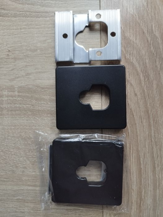 Zestaw 2 rozetek pochwytu drzwi