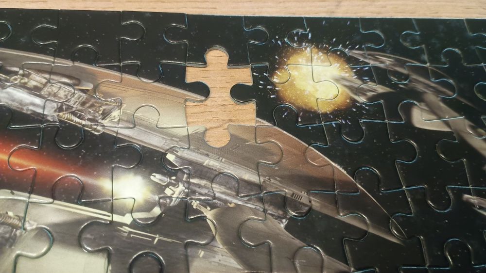 Retro puzzle Trefl Geiezdne Wojny 160el. (2 brakują)