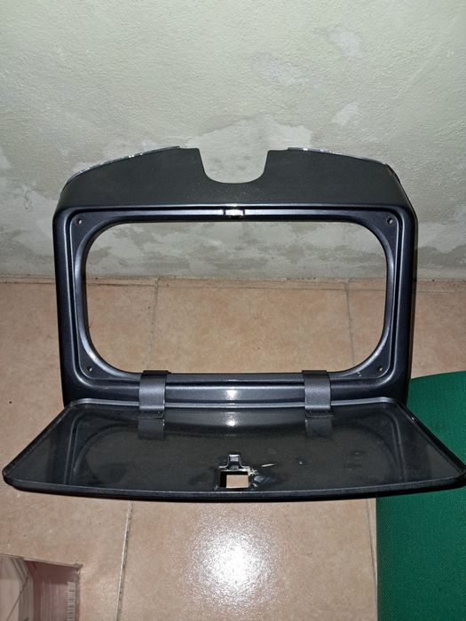 Porta Luvas Vespa PX125 de 2015