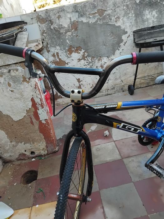 Bike de bmx gt para criança