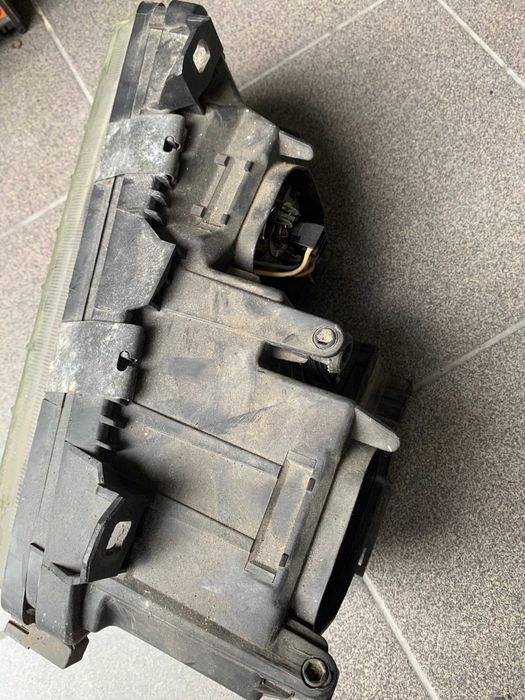 Bmw 3 e36 lampa lift lewa Europa