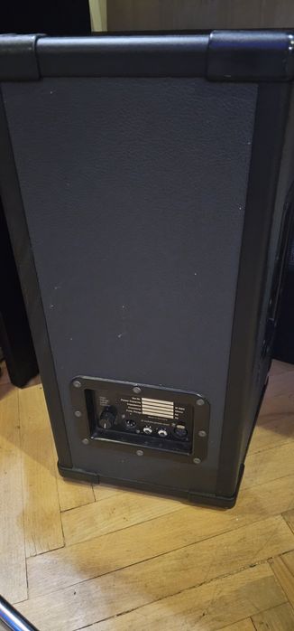 Zeck as 12 px  2×300w rms.   Стан прекрасний. .