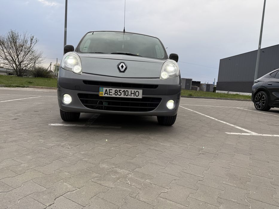 Рено кенго ІІ максі база