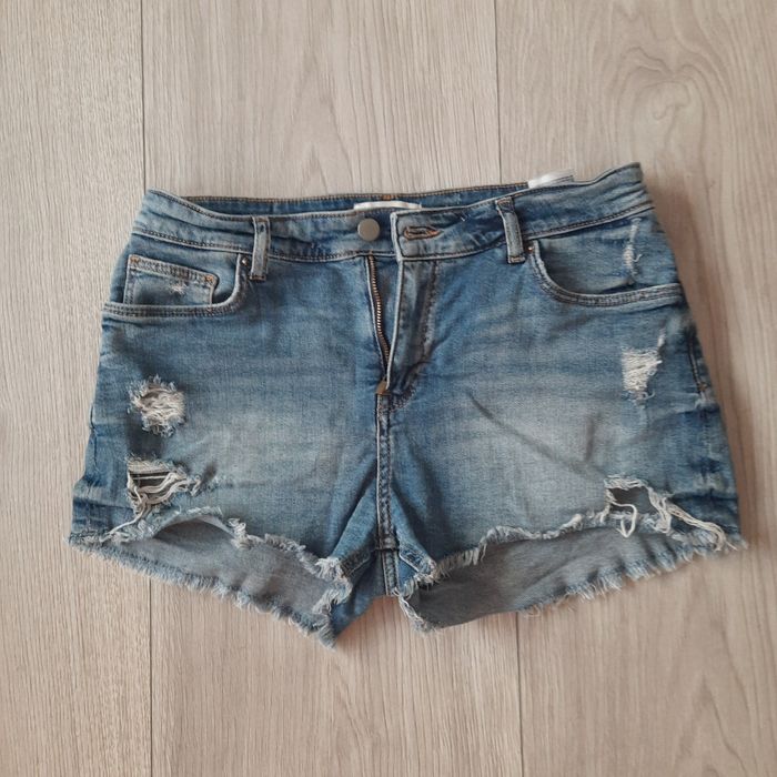 Szorty dżinsowe HM