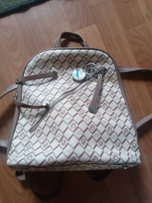 Продам рюкзак стан ідеальний майже новий