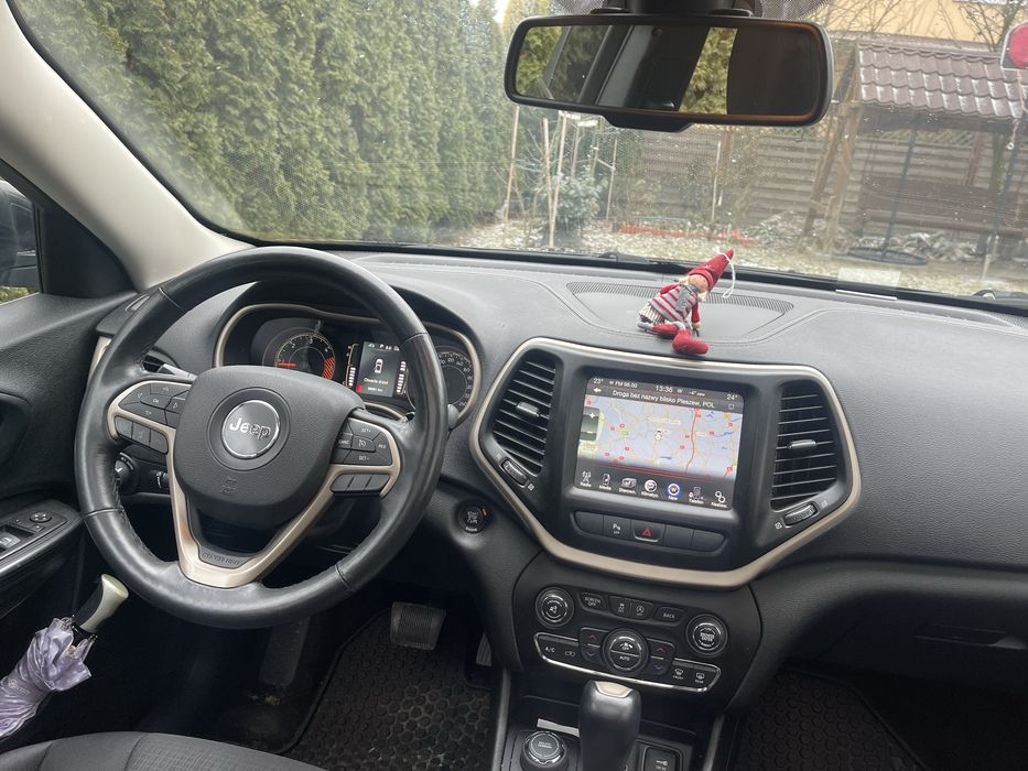 Jeep Cherokee 2.0 MJD Active Drive Longitude; 4x4 170 KM