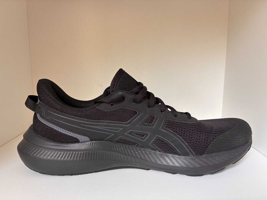 Asics Jolt 5 1011b963 czarne męskie buty do biegania rozmiar 44