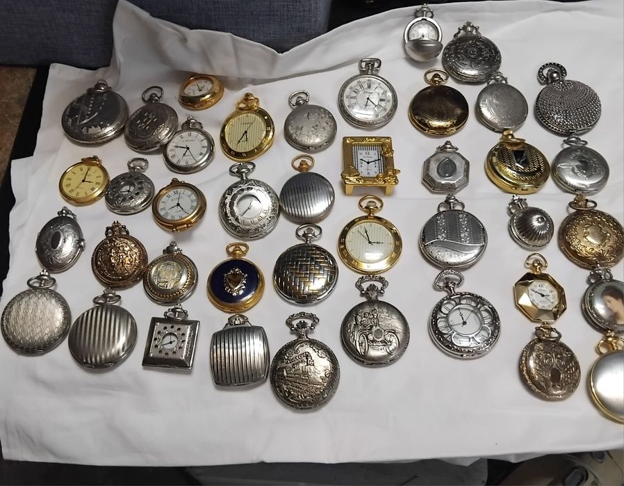 Vendo colecção relogios