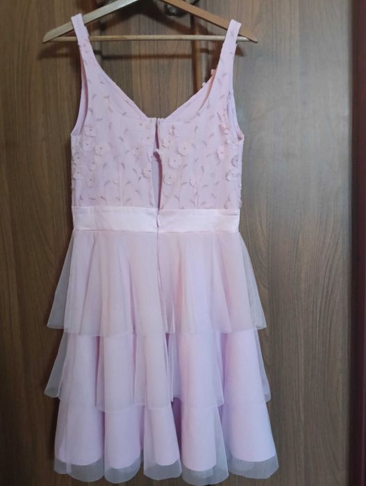 Sukienka różowa imprezowa