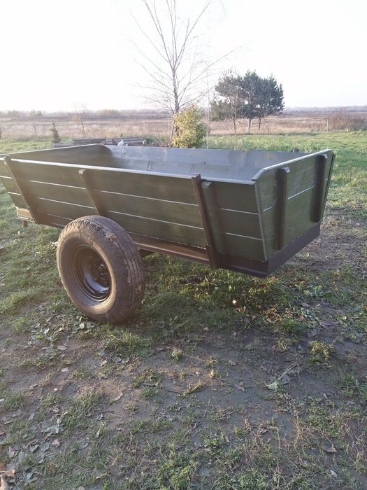 Причіп тракторний