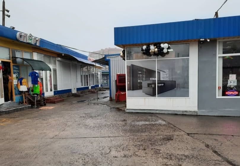 Продам торгівельний павільйон  на ринку “Титан”