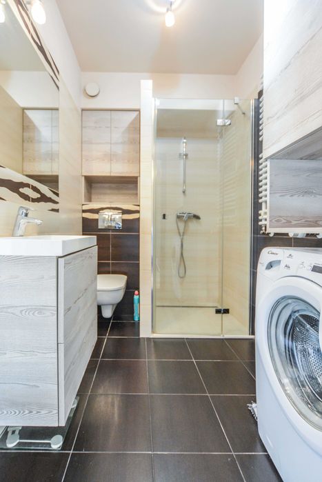 Ruczaj / ul. Miłkowskiego 11a / budynek "Konstelacja"