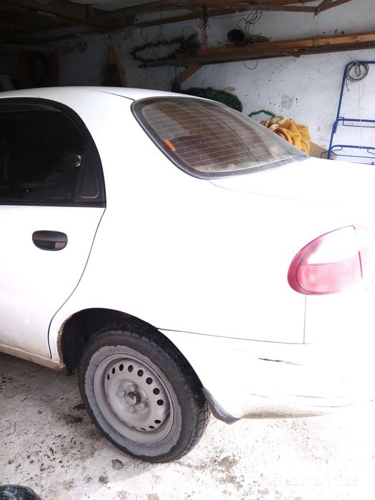 Пропоную до продажу легковий автомобіль.