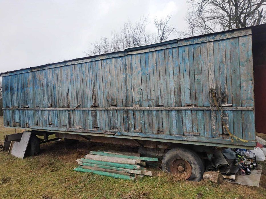 Грузовой прицеп/будка с поворотной осью