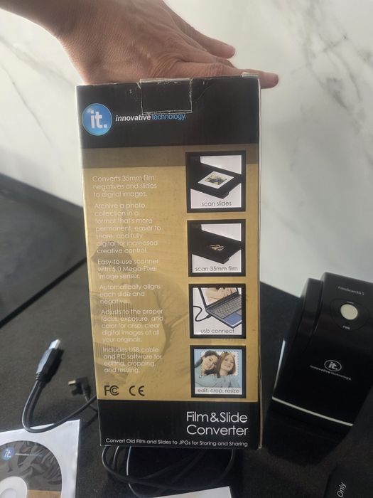 IT Zgrywarka negatywów klisz przeźroczy na komputer pc Innovative Technology 35mm