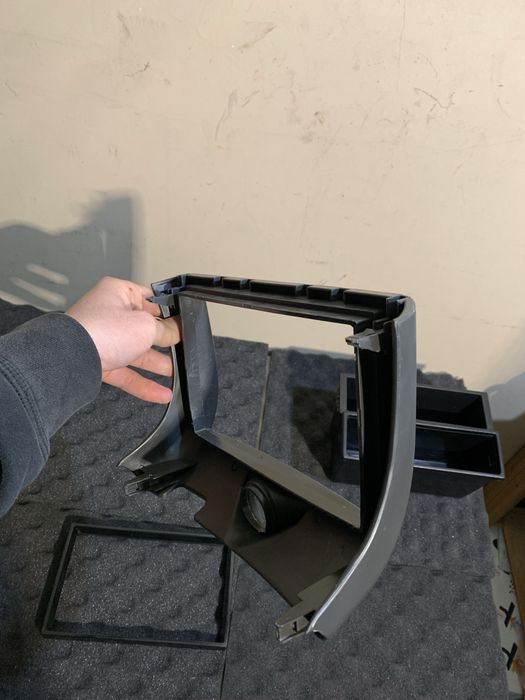 Moldura para Auto rádio/Ecrã/Monitor YARIS e 2 Caixas de Armazenamento