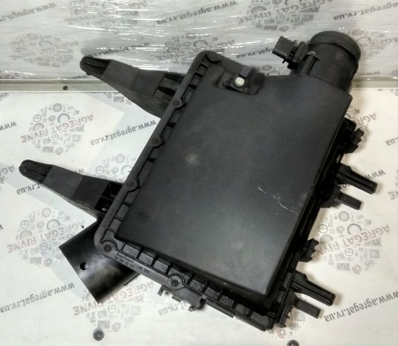 Корпус воздушного фильтра Расходомер 2,2 cdi 2,5 tdi Sprinter Crafter