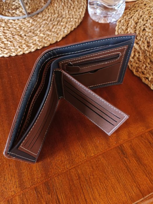 Carteira Castanha Nova
